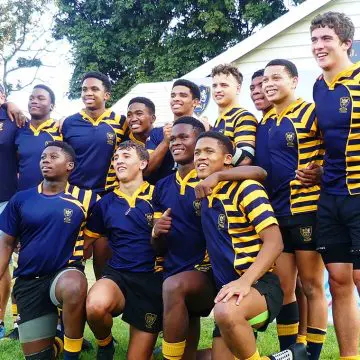 DHS storms to u17 and u15 High School Sevens titles at home