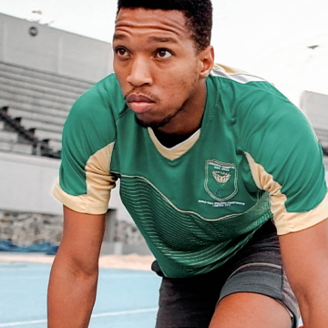 Kearsney old boy Mpumi Mhlongo wins Paralympic gold