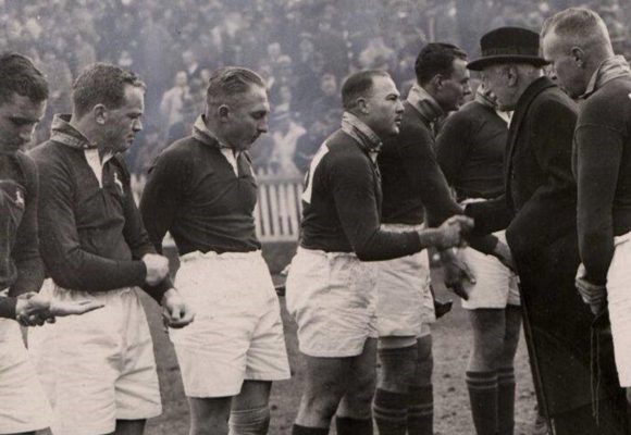 Philip Nel (right) introduces his team to the dignitaries before the decisive third test in Auckland.