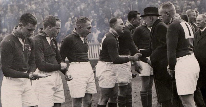 Philip Nel (right) introduces his team to the dignitaries before the decisive third test in Auckland.