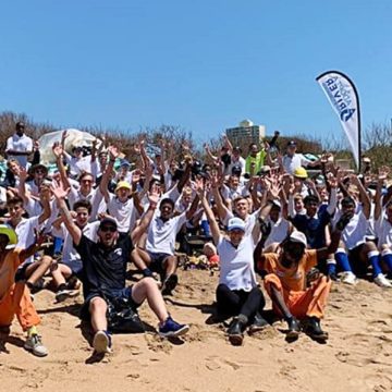 Cleaning up the Beachwood Mangroves with Northwood, 24 February 2023.