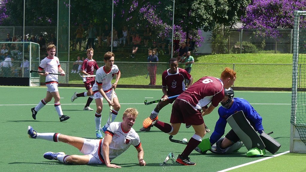 Kearsney's James Gillespie caused Clifton problems with a run along the baseline before slipping the ball back towards the penalty spot. (Photo: Brad Morgan)