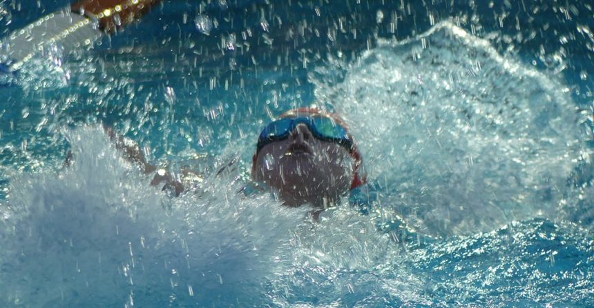 Swimming at the Nestor Pierides Gala. (Photo: Brad Morgan)