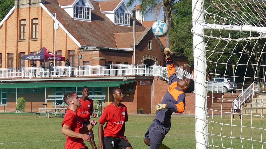 Maritzburg College kept Newton's defenders under pressure throughout their clash, while College net-minder Philip Schutte had a relatively quiet afternoon. (Photo: Brad Morgan)