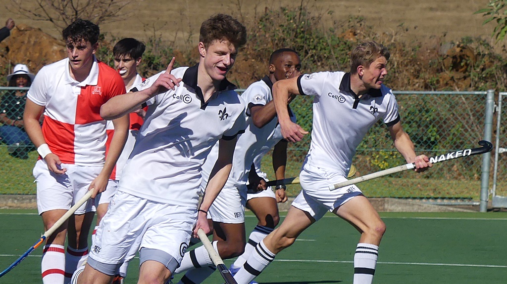 Joy for Hilton as they pull level with Michaelhouse through Joel Kitshoff. Captain Vian Liebenberg is in the foreground. (Photo: Brad Morgan)