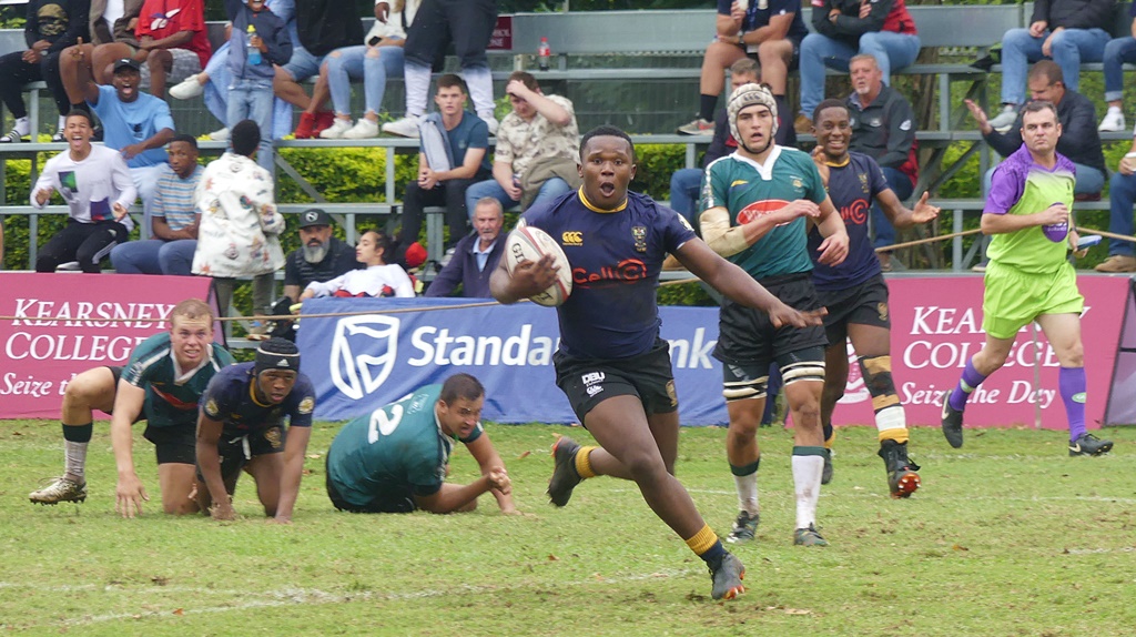 A late line break by abrasive centre Zingce Simka saw DHS score the winning points over Marlow Landbouskool just before the final whistle at the 2023 Standard Bank Kearsney Easter Rugby Festival. (Photo: Brad Morgan)