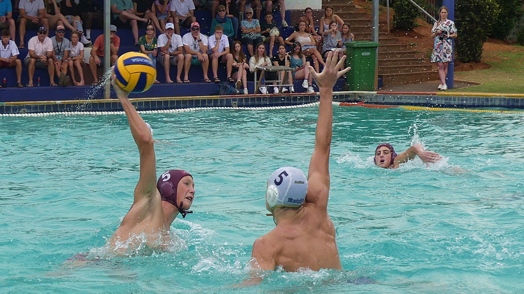 Northwood pushed Kearsney hard in the 1st team water polo game, but the visitors pulled clear in the second half to record a convincing win. (Photo: Brad Morgan)