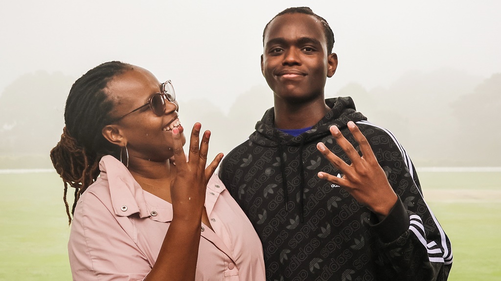 Ntatha Sifumba and his proud mom marvel about his exceptional results in the 2023 IEB exams.