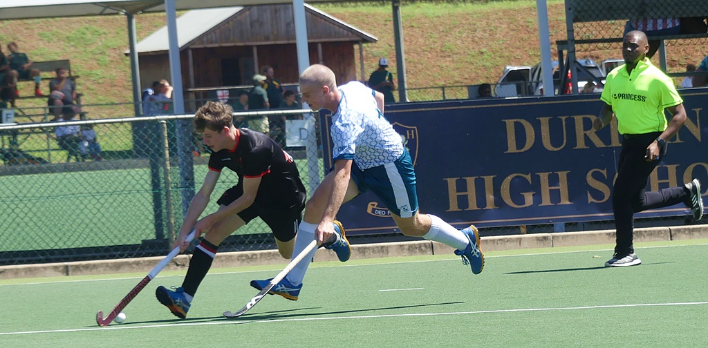 The clash between Clifton and Garsfontein produced an interesting tussle, which ended in a 1-1 draw. (Photo: Brad Morgan)