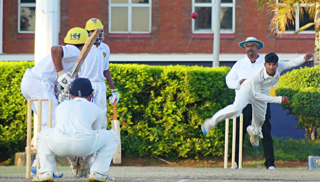 Shiraz Perumal turned the game Clifton's way with a devastating four-over spell. (Photo: Brad Morgan)